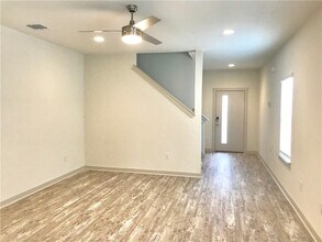 10408 Fulton Ave in Austin, TX - Building Photo - Building Photo