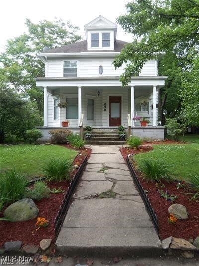 678 Crosby St in Akron, OH - Building Photo