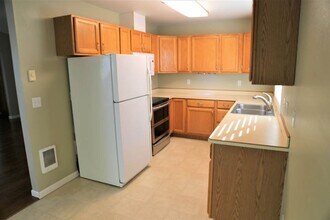 4885 SW Roseberry St in Corvallis, OR - Building Photo - Building Photo