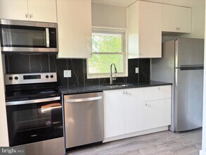 9103 Wallace Rd in Lanham, MD - Building Photo - Building Photo