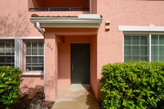 106 SW Peacock Blvd in Port St. Lucie, FL - Building Photo - Building Photo