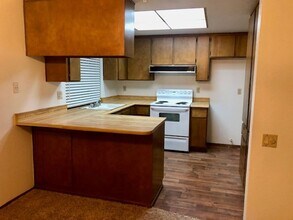 11045 New River Cir in Rancho Cordova, CA - Building Photo - Building Photo