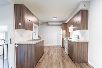 240-280 Montmorency in Hamilton, ON - Building Photo - Building Photo