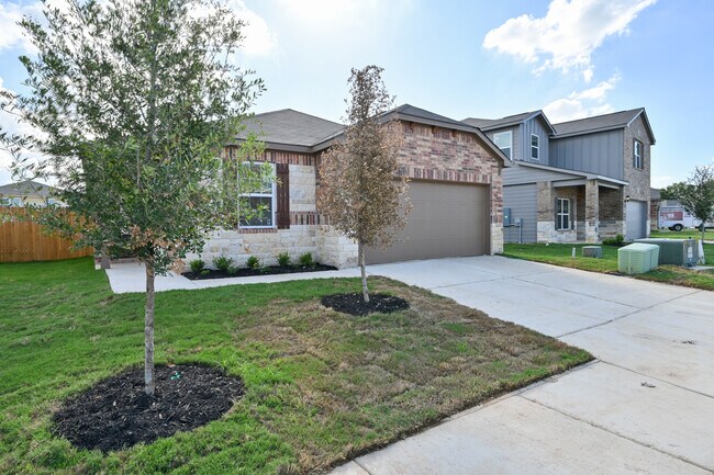 248 Mount Vernon Way, Liberty Hl in Liberty Hill, TX - Building Photo - Building Photo