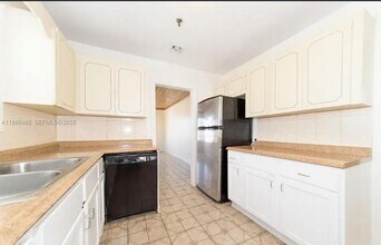 438 Malverne Rd in West Palm Beach, FL - Building Photo - Building Photo