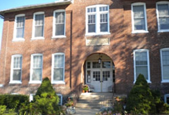 Coopersburg School Apartments II in Coopersburg, PA - Building Photo