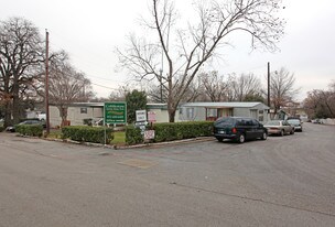 Cobblestone Mobile Home Park Apartments