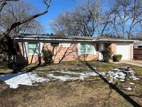 3009 Clover Dr in Mesquite, TX - Building Photo - Building Photo