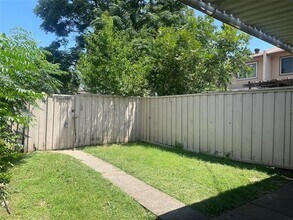12721 Preston Rd in Dallas, TX - Building Photo - Building Photo