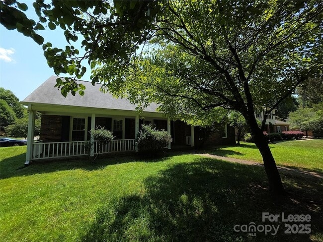 1301 Rock Point Rd in Charlotte, NC - Building Photo - Building Photo