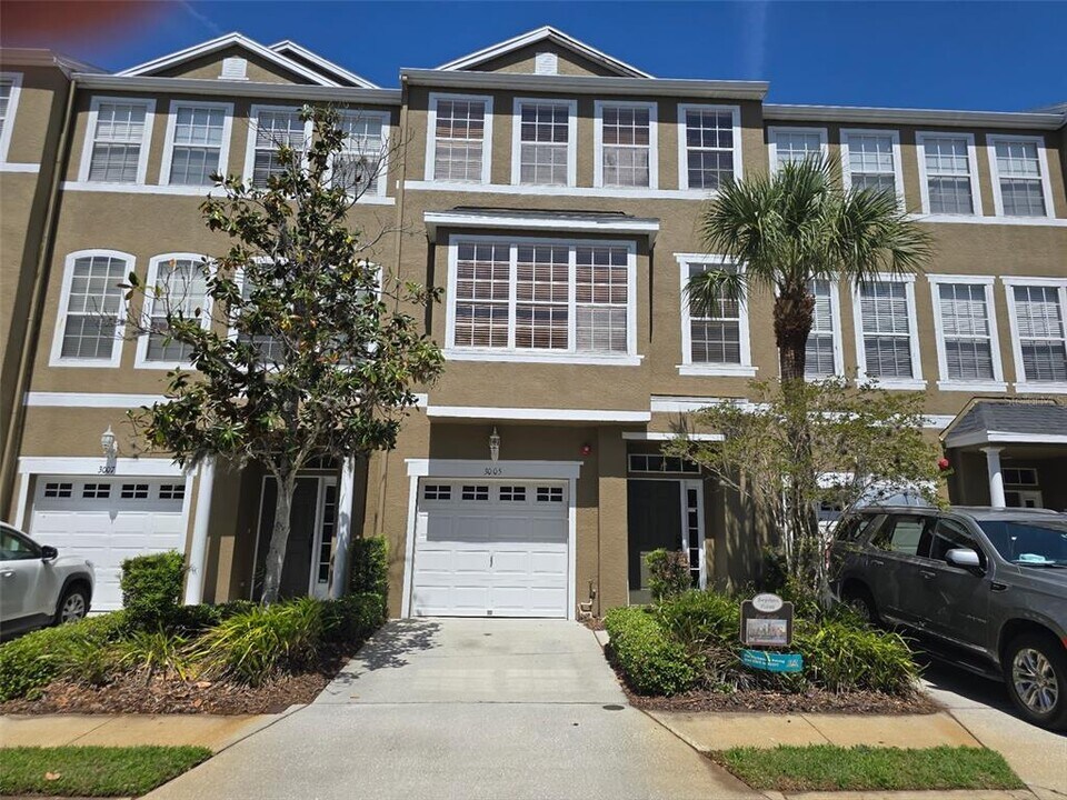3005 Bayshore Pointe Dr in Tampa, FL - Building Photo