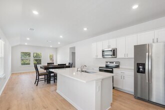 177 Grey Slate Ave in Marble Falls, TX - Building Photo - Building Photo