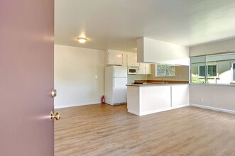 512-514 The Alameda in San Anselmo, CA - Building Photo - Interior Photo