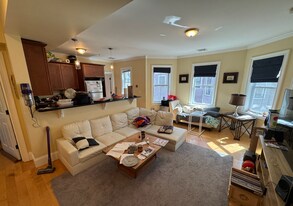 15 Orchard St, Unit 2 in Cambridge, MA - Building Photo