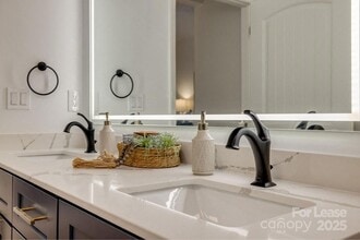 12620 Toscana Way, Unit A4 in Charlotte, NC - Building Photo - Building Photo