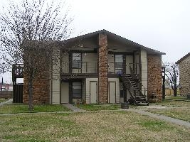 713 Wellesley Ct in College Station, TX - Foto de edificio