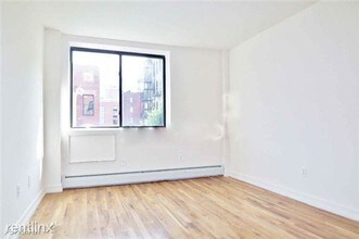 294 Broadway-Unit -71 in Brooklyn, NY - Building Photo - Building Photo