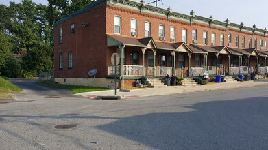 Penn Street Apartments in Chester, PA - Building Photo - Building Photo