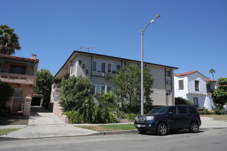 925 S Holt Ave in Los Angeles, CA - Building Photo - Primary Photo