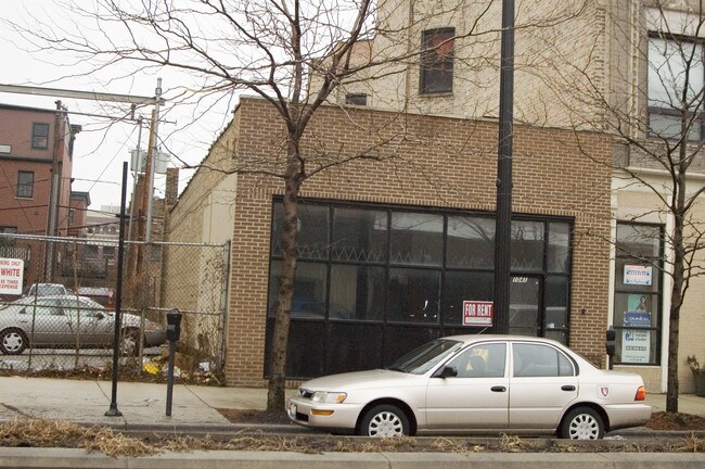 1041 W Madison St in Chicago, IL - Building Photo - Building Photo