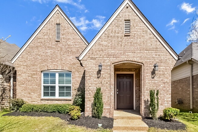 property at 7553 Glen Laurel Way