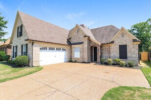 8885 Versilia Ave in Memphis, TN - Building Photo