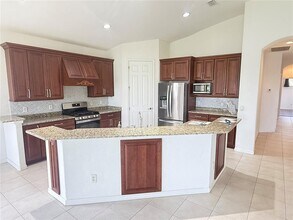 1361 Emerald Dunes Dr in Sun City Center, FL - Building Photo - Building Photo