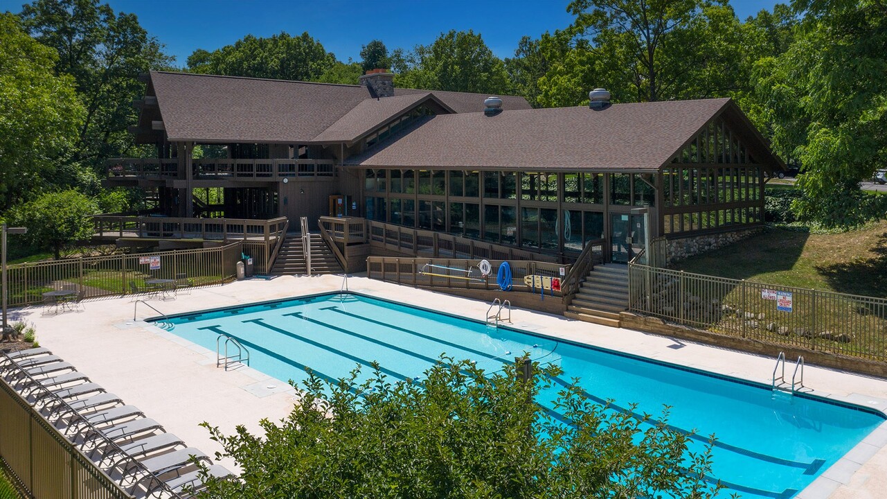 Willow Creek Apartments in Kalamazoo, MI - Foto de edificio