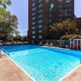 11820 Edgewater Dr in Lakewood, OH - Building Photo - Building Photo