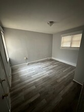 254 Long Ln in Upper Darby, PA - Foto de edificio - Building Photo