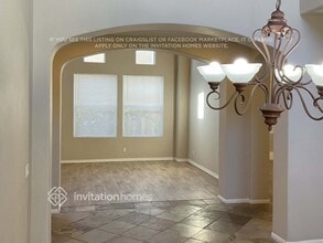 3491 Wild Oak Ln in Escondido, CA - Foto de edificio - Building Photo