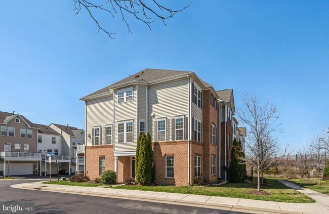 property at 22652 Gray Falcon Square