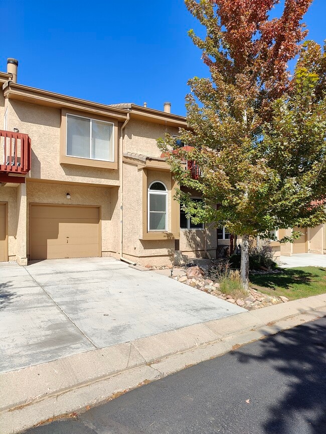 property at 2092 Bristlecone Dr