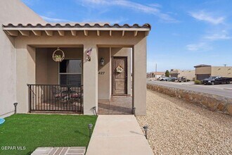 14427 Loma Esmeralda in El Paso, TX - Building Photo - Building Photo
