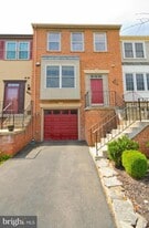 419 Davis Ave SW in Leesburg, VA - Building Photo