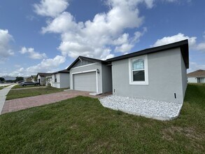 512 Mckenna Dr in Winter Haven, FL - Building Photo - Building Photo