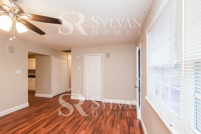 2301 Longleaf Dr in Charlotte, NC - Building Photo - Building Photo