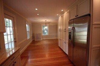 30 Farmcrest Ave in Lexington, MA - Building Photo - Building Photo