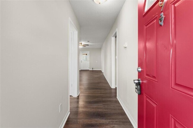 5058 Jonesboro Rd in Union City, GA - Building Photo - Building Photo