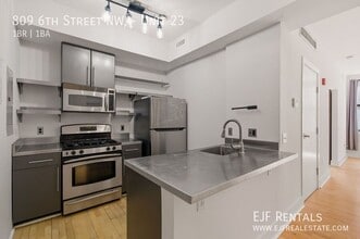 809 6th St NW in Washington, DC - Building Photo - Building Photo