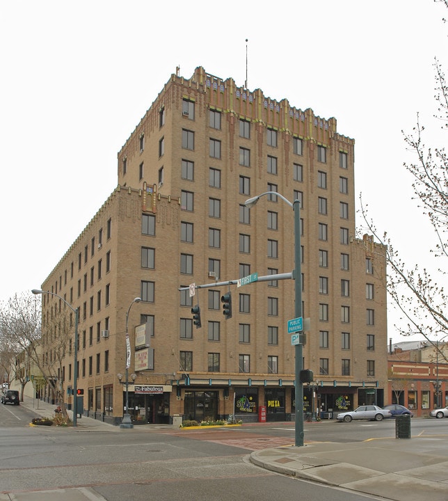 Cascadian Apartments in Wenatchee, WA - Building Photo