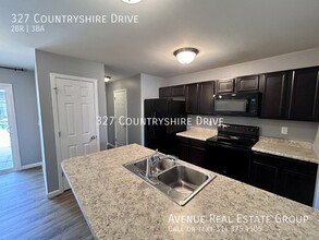 327 Countryshire Dr in O'Fallon, MO - Building Photo - Building Photo