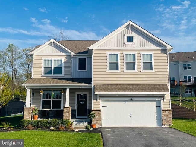 property at 226 Seven Springs Ln