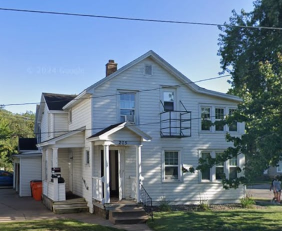 205 Newton St, Unit 2