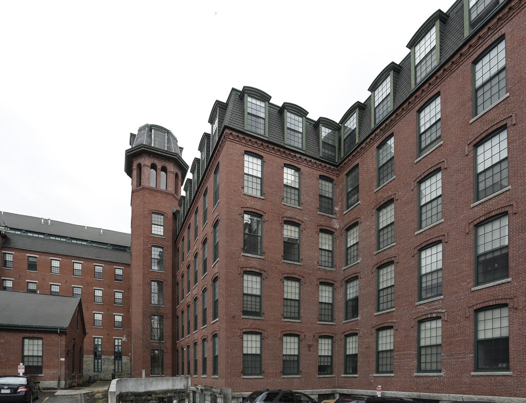 Mill Falls Methuen, MA Apartments