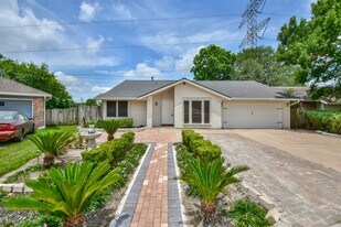 9503 Bent Spur Ln in Houston, TX - Building Photo