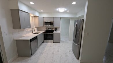 1616 Elizabeth St in Melbourne, FL - Building Photo - Building Photo