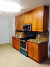 19984 Midway Blvd in Port Charlotte, FL - Building Photo - Building Photo