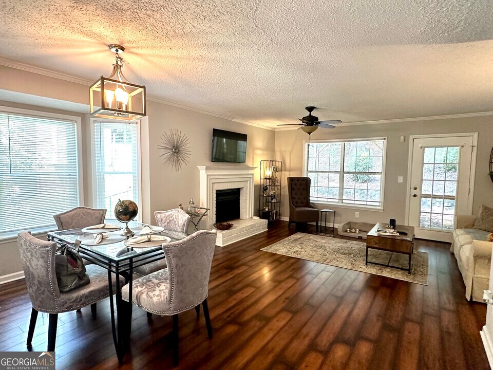 5045 Laurel Springs Way SE in Smyrna, GA - Building Photo
