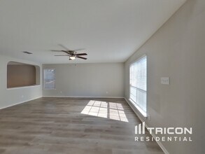 10411 Trotters Bay in San Antonio, TX - Building Photo - Building Photo